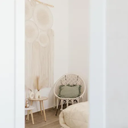 Alba Guest house
